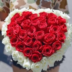 60 White Roses