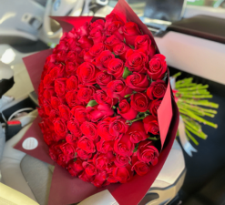 101 Signature Red Roses