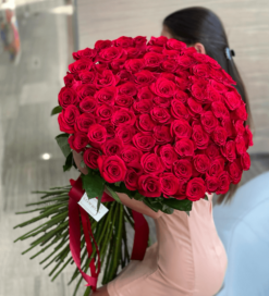 101 Signature Red Roses