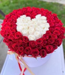 Signature Heart Roses Box XXLarge