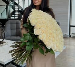 100 Premium White Roses