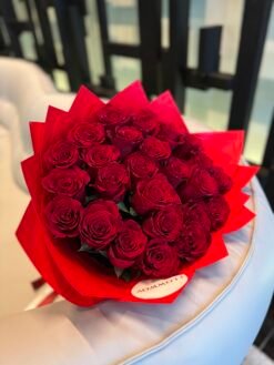 25 Red Roses